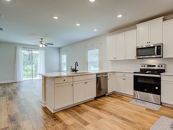 5th image of 20 Falcon Ridge Rd
