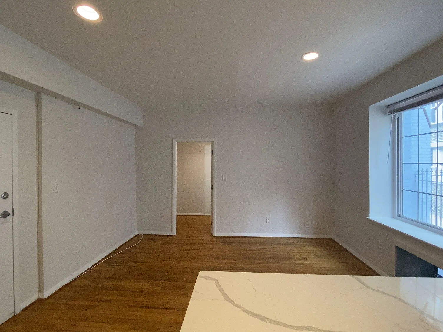 Studio, $1,599 — Photo 4