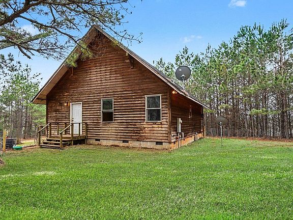 4th image of 113 Ernestine Hayes Rd