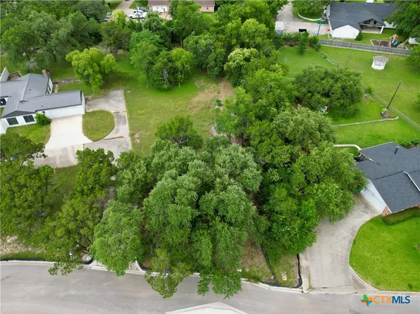 E 25th Ave, Belton, TX 76513
