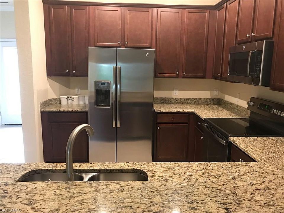 1st image of 10116 Via Colomba Cir