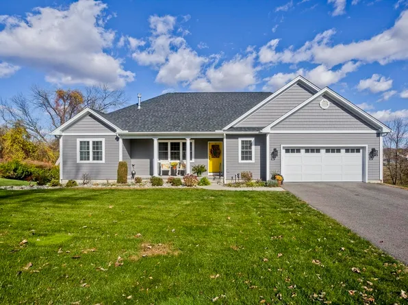 12 Stonegate Dr, South Hadley, MA 01075
