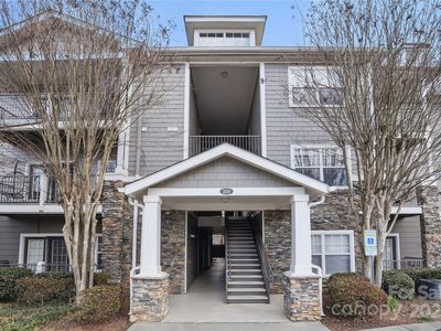300 Vista Lake Dr APT 207, Candler, NC, 28715