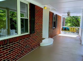 5225 Lipps Rd, Roanoke, VA 24018