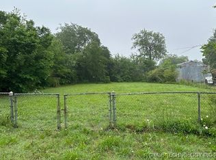 16 N Manning St, Caddo, OK 74729