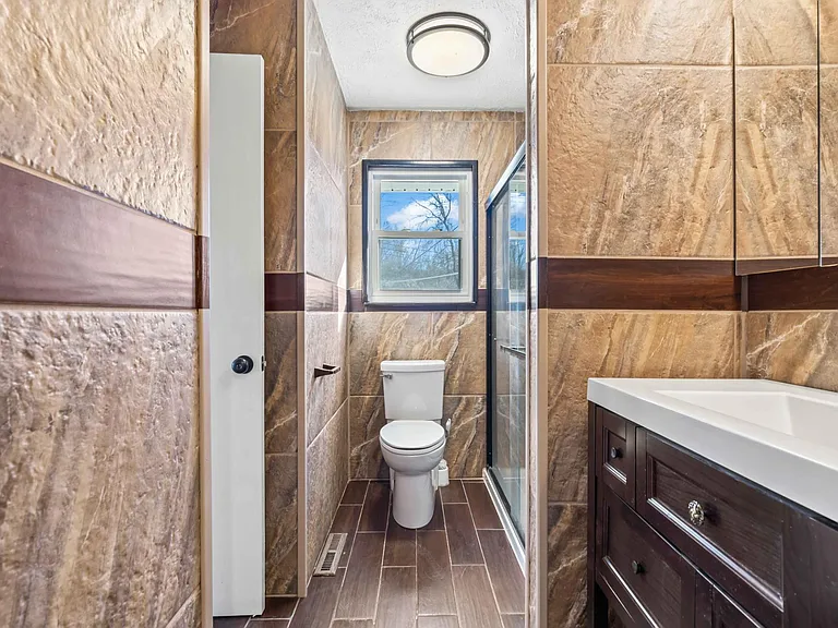 16309 S Queen Ridge Dr — Photo 20