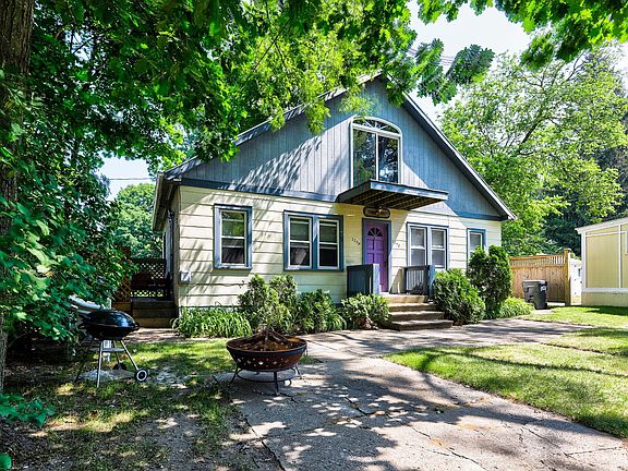 4th image of 225 Brockway Ave