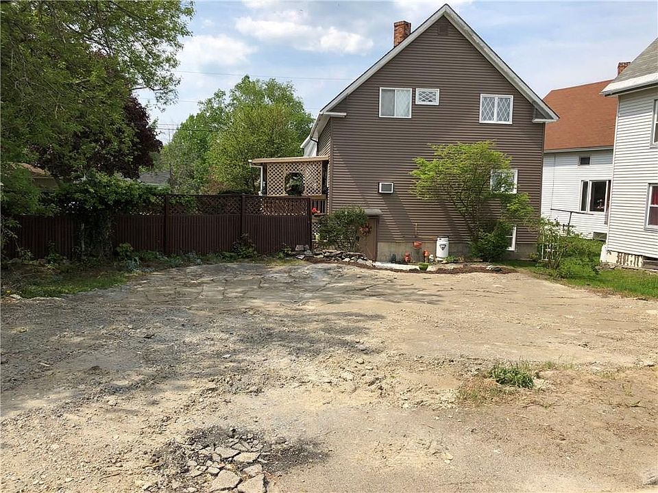 1st image of 35 Stillwater Ave