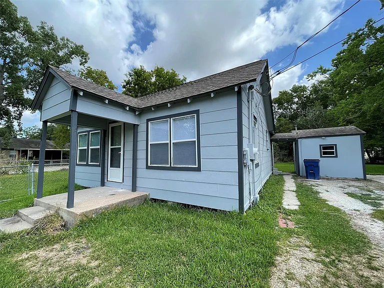 309 Ryan St — Photo 3