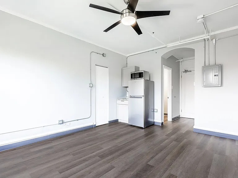 5401 Cornell by 3L Living — Photo 27