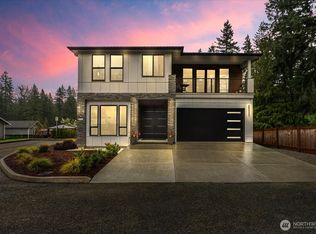 22713 SE 34th Ct, Sammamish, WA
