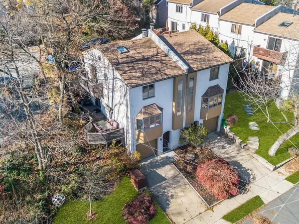 408 S Olive St, Media, PA 19063