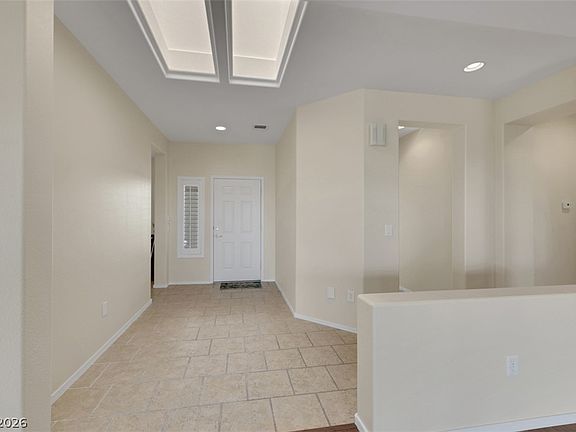 5th image of 2093 Mountain City St