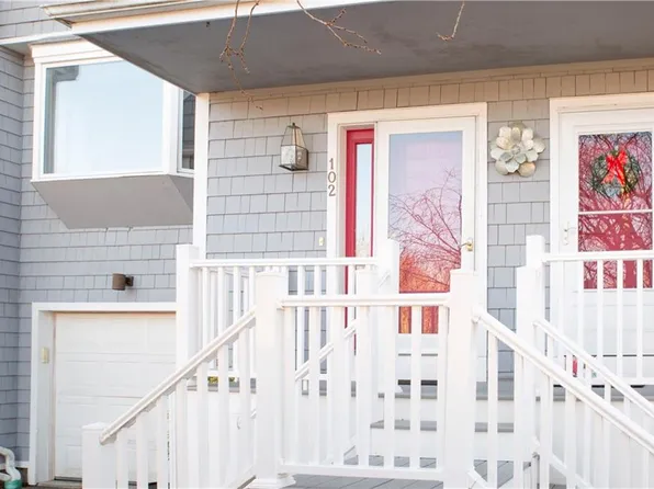 60 Margin St Unit 102, Westerly, RI 02891