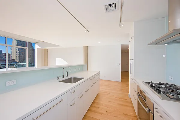 Rented by Compass | media 6