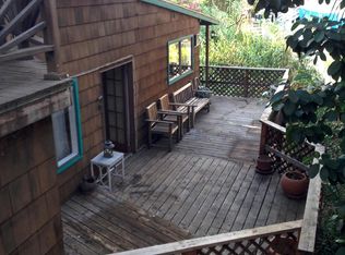 6651 Clear Springs Rd, Simi Valley, CA 93063