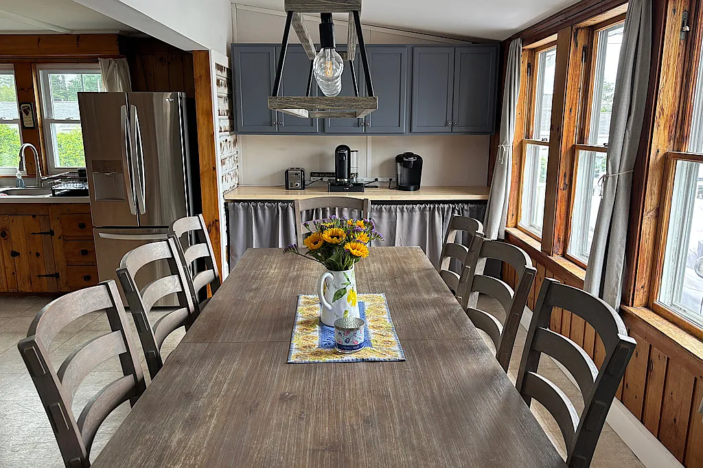 4 bed, 1848 sqft, $2,100 — Photo 3