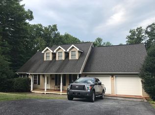 122 Mountain Laurel Ct, Unicoi, TN 37692