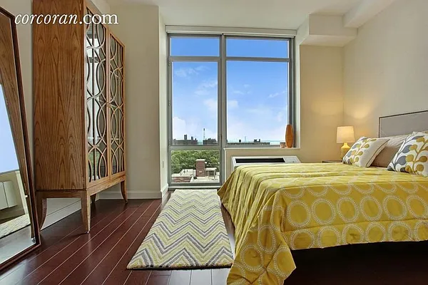 Rented by Red Apple Group | media 19