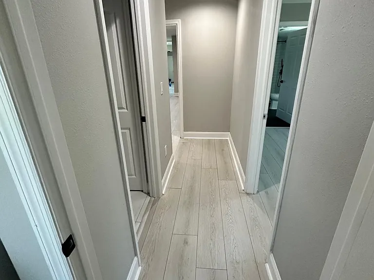 604 Lexington St — Photo 8