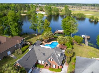 228 Plantation Dr, Manning, SC 29102