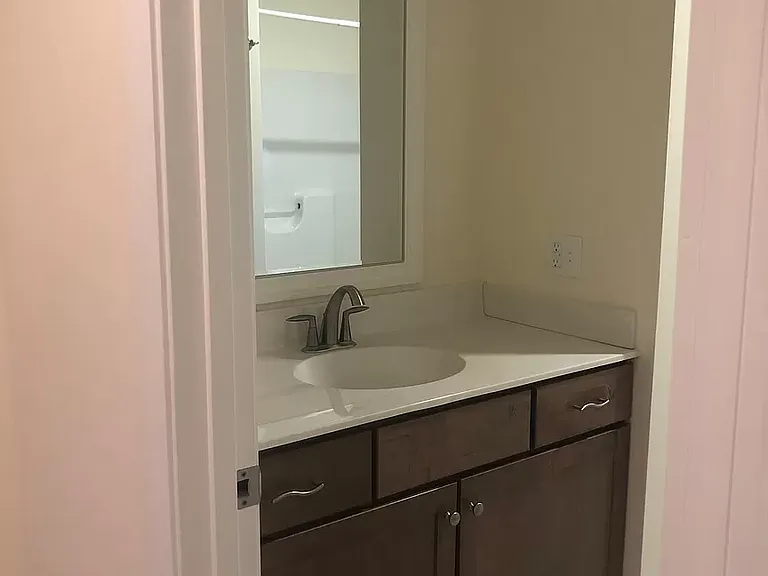 2nd floor bathroom