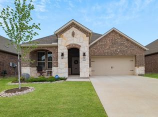 2907 Jasper Trl, Aubrey, TX 76227