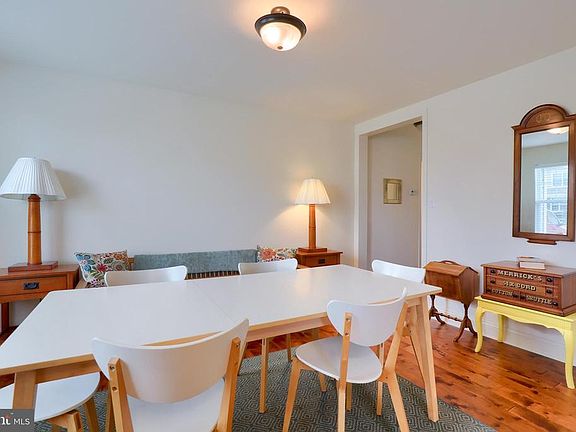 4th image of 343 Wissler Way