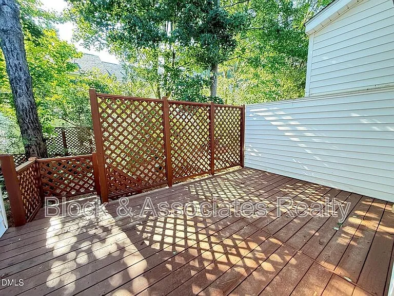5523 Cottonrose Ln — Photo 23