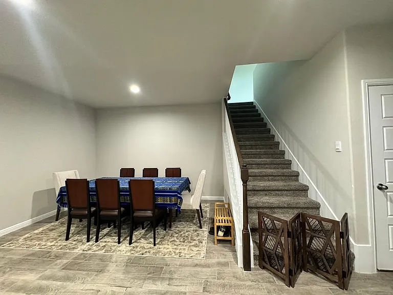2300 Raleigh Point Dr — Photo 6