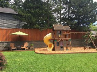 7613 NE 196th Ct, Kenmore, WA 98028