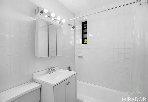 Rented by Mirador Real Estate | media 3