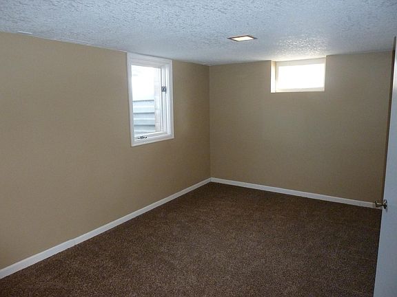 5th image of 17335 11th Ave N