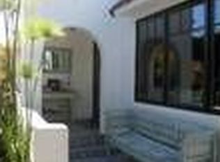 8061 Rosewood Ave, Los Angeles, CA 90048