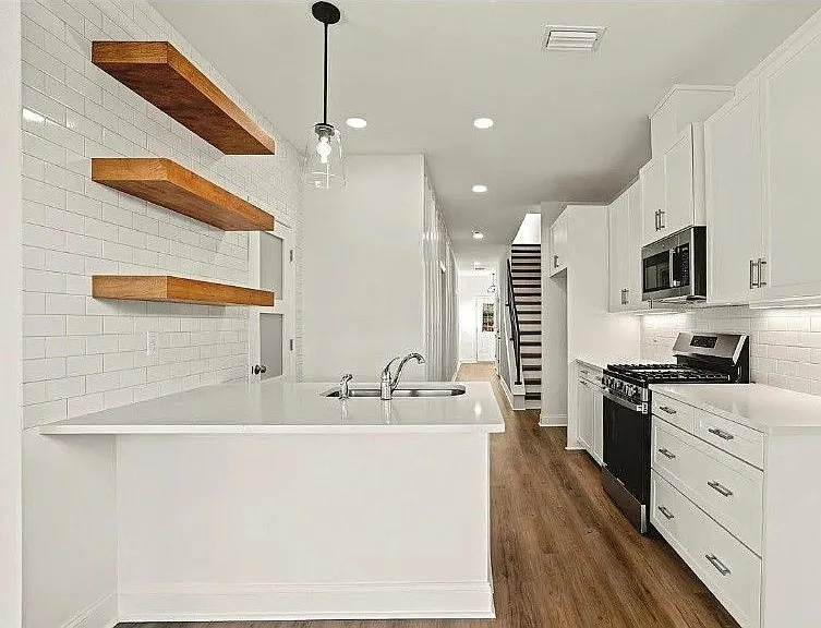 8352 Bull Headley Rd — Photo 3