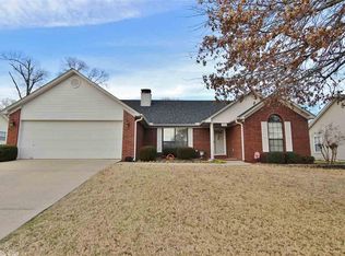 1914 Falcon Way, Benton, AR 72015