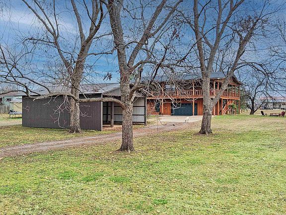 4th image of 3223 Canal Dr