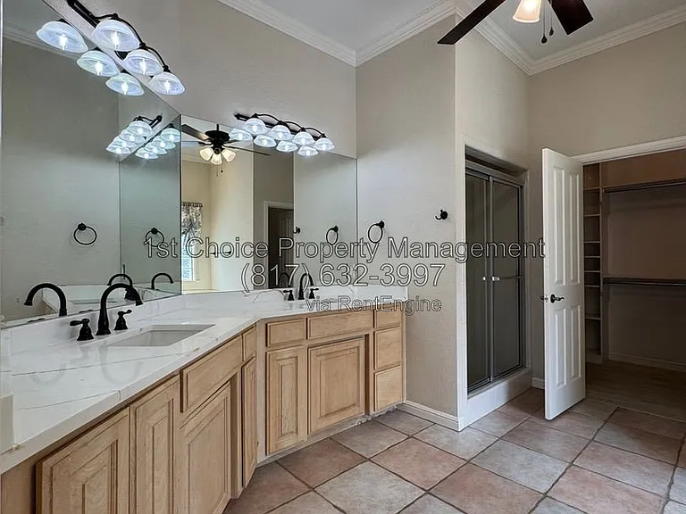 6376 Newport Ct — Photo 37