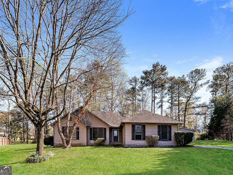 1st image of 324 Jeremys Straight