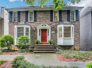 2200 Defoors Ferry Rd NW, Atlanta, GA 30318