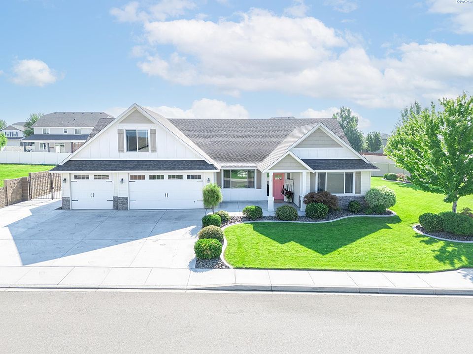 1st image of 3076 Pepperwood Ave