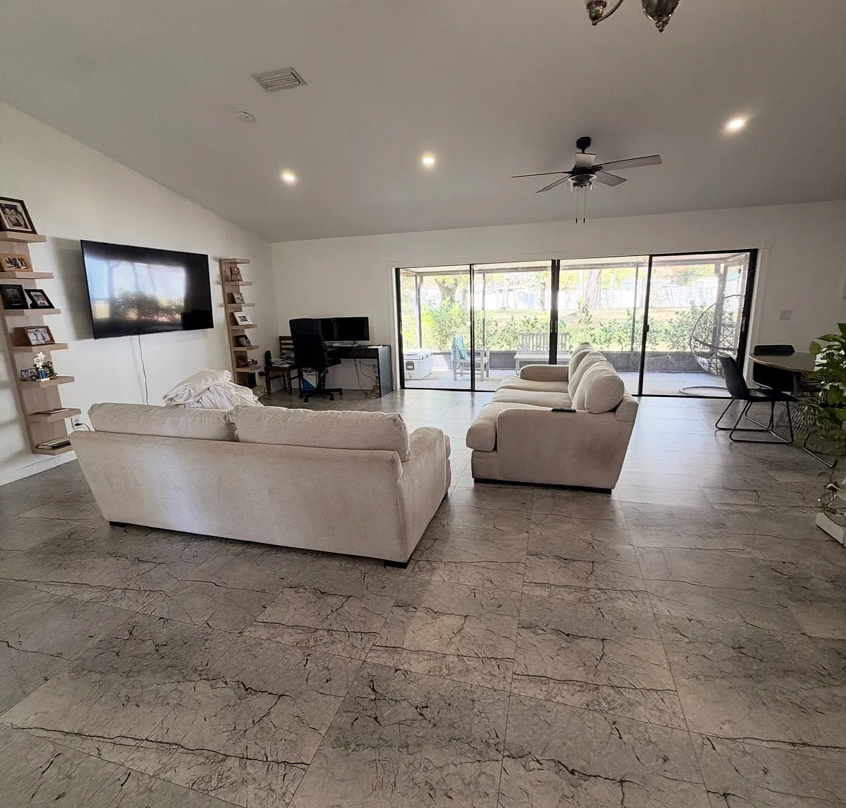 3 bed, 1509 sqft, $2,950 — Photo 2