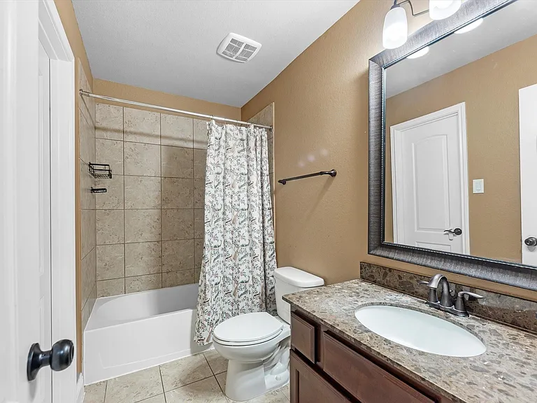 15819 Graham Spring Ln — Photo 18