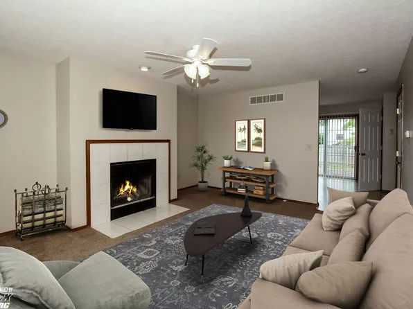 Eastport Townhomes, 1214 Eastport Dr #1210-2, Bloomington, IL 61704