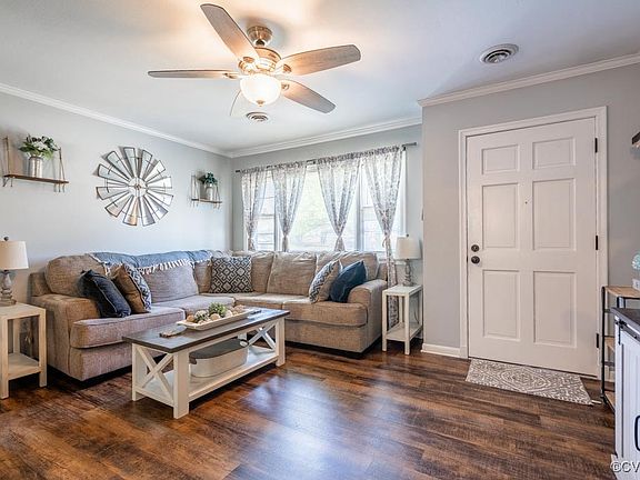 5th image of 8068 Lynmar Ln