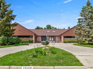 15550 Homeister Dr, Riverview, MI 48193