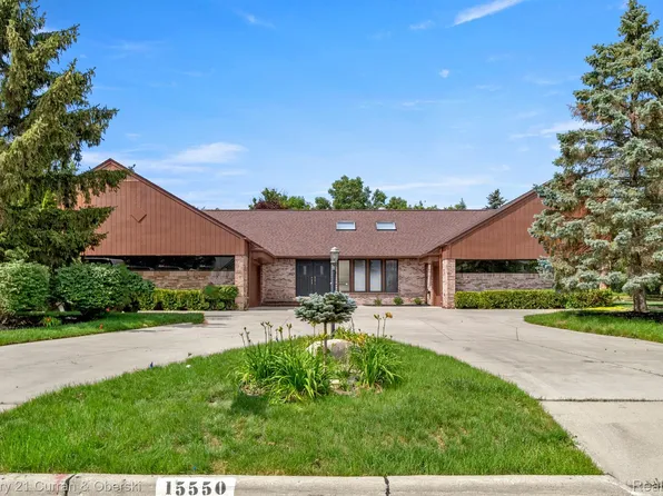 15550 Homeister Dr, Riverview, MI 48193