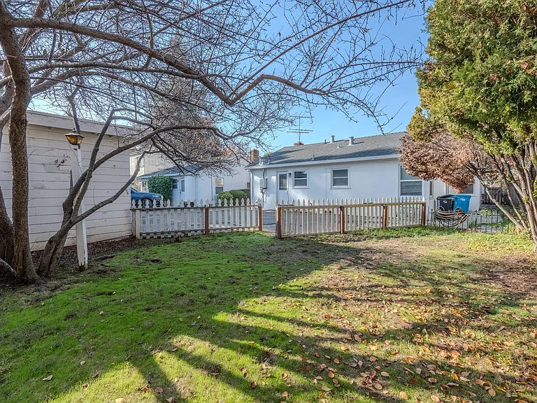 618 Central Ave — Photo 12