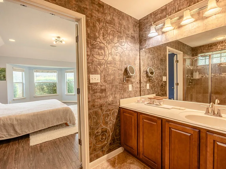 1301 Rimstone Dr — Photo 11