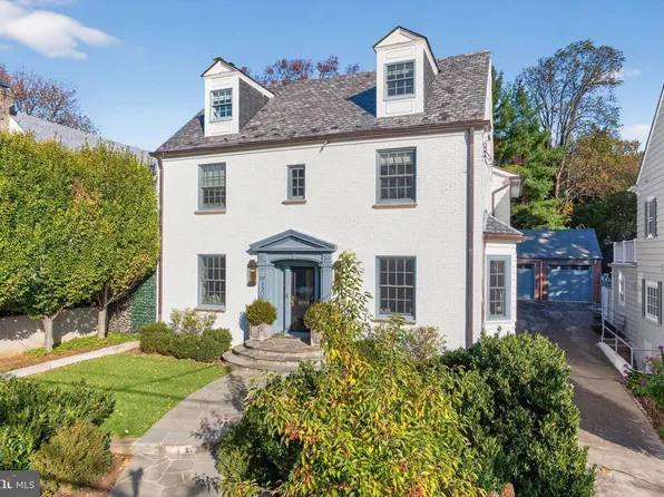 4509 Lowell St NW, Washington, DC 20016